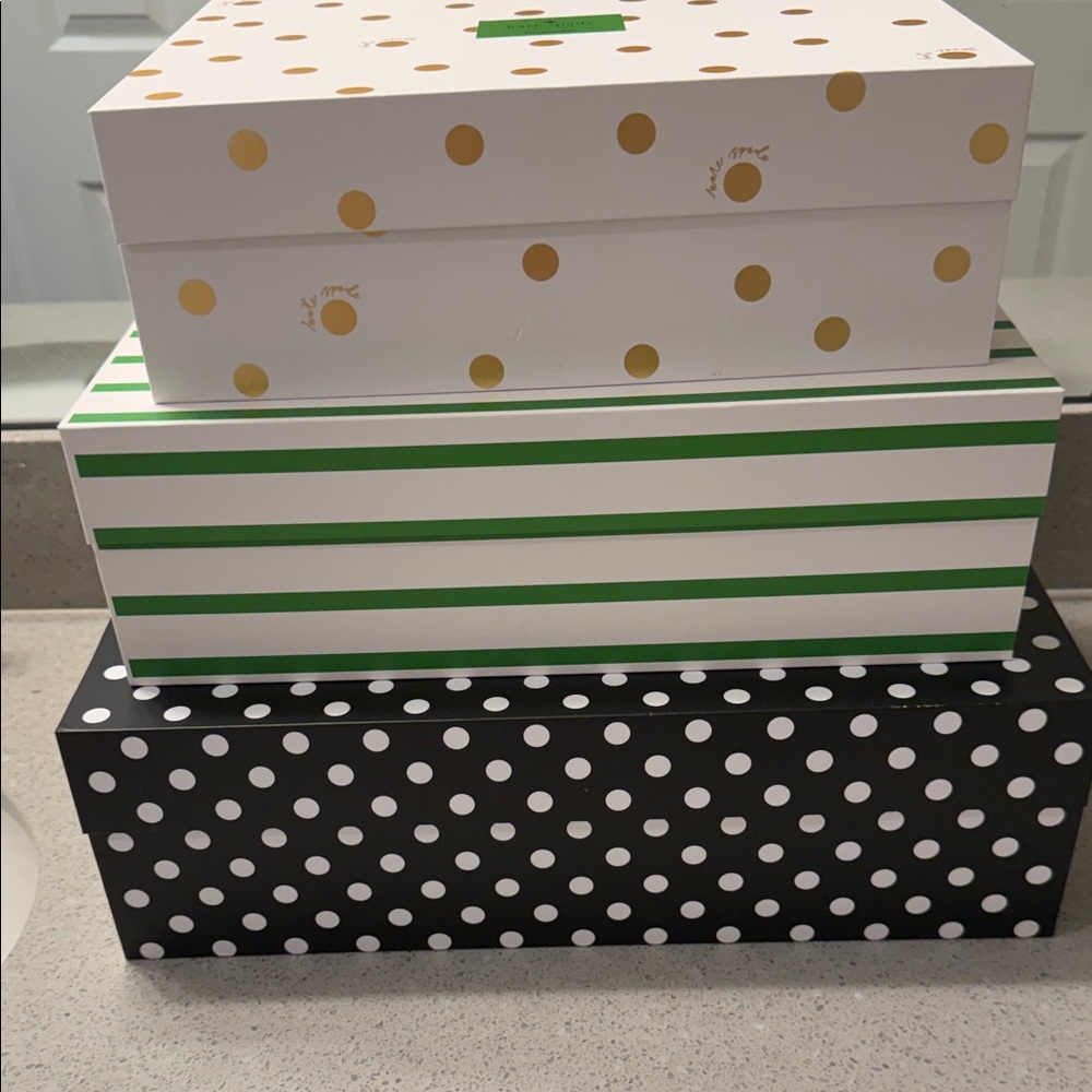 Kate Spade Black and White Polka Dot Box - Picture 8 of 8